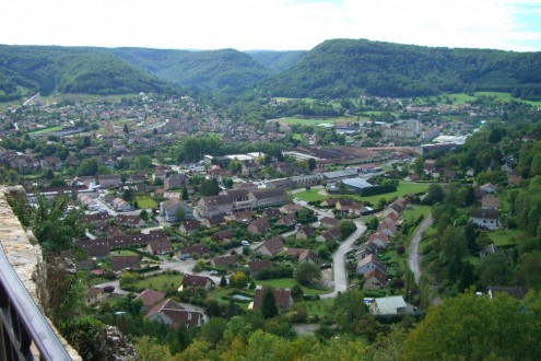 001 Blick auf Ornans vom Chateau d'Ornans